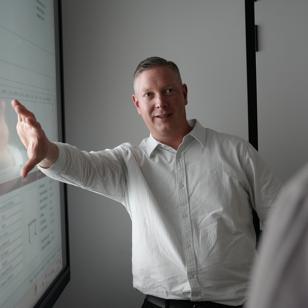 Logiq Group Discovery